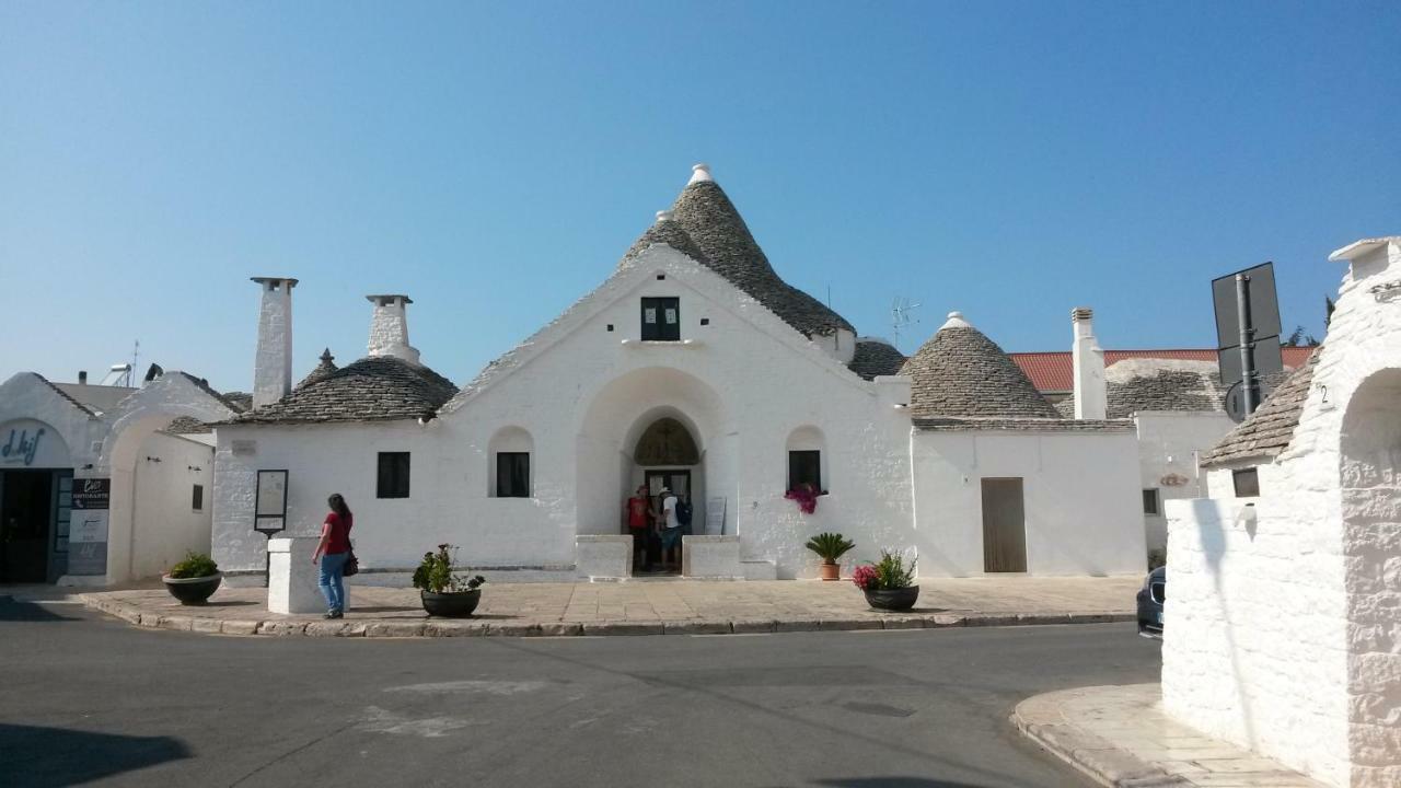 Trullo Alberobello Vacanze Desa 1 מראה חיצוני תמונה